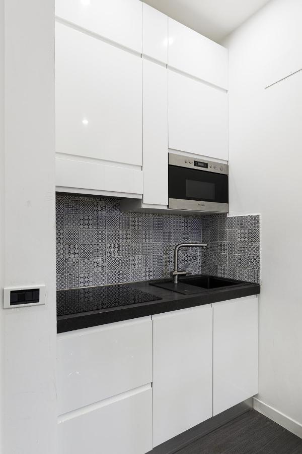 Borghese Flat With Terrace Apartment